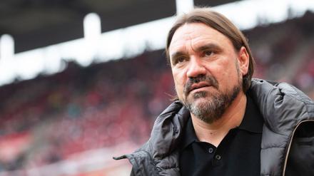 Daniel Farke steigt mit Leeds United in die englische Premier League auf.