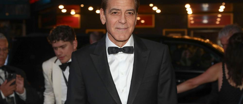 Für die Rolle des legendären Fernsehjournalisten Edward R. Murrow färbte George Clooney sich die Haare. (Archivbild)