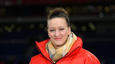 Ex-Torhüterin Almuth Schult spricht über Probleme, die Mütter im Fußball haben.