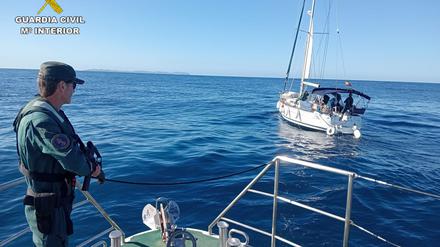 Wohin die beiden Obdachlosen mit dem auf Mallorca geklauten Segelboot wollten, ist unbekannt.