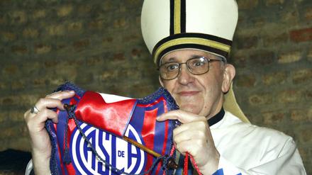 Der argentinische Verein San Lorenzo möchte ein neues Stadion nach dem verstorbenen Papst Franziskus benennen, der ein bekannter Unterstützer des Clubs war. (Archivbild)