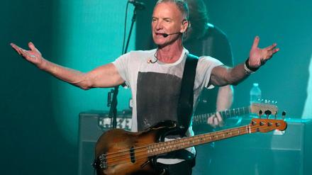 Im Juni und Oktober gibt Sting mit seinem Powertrio mehrere Konzerte in Deutschland. (Archivbild)