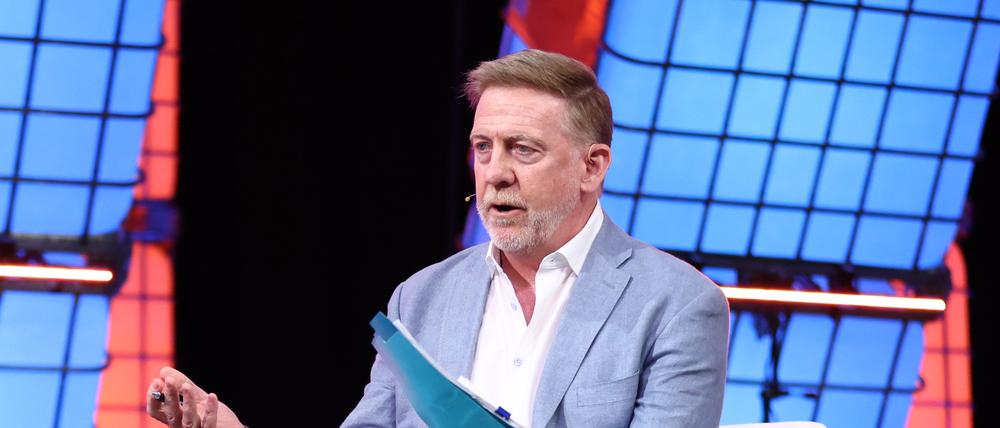 Bill Owens, Produzent der CBS News-Sendung „60 Minutes“ spricht auf einer Konferenz (Archivbild).