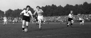 Von 1955 bis 1970 verbot der DFB Frauen das Fußballspielen.