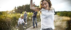 Wir verschwenden viel zu viel Zeit und Energie mit dem Versuch, andere zu zwingen, unsere Erwartungen zu erfüllen. Zu dieser Erkenntnis kam US-Bestseller-Autorin Mel Robbins als der Schulball ihres Sohnes in einem Regenchaos endete.