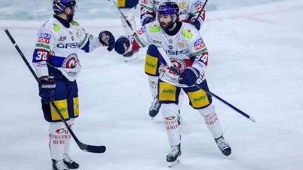 Liam Kirk sorgte für den ersten von vielen Stimmungsdämpfern für die Kölner Haie.
