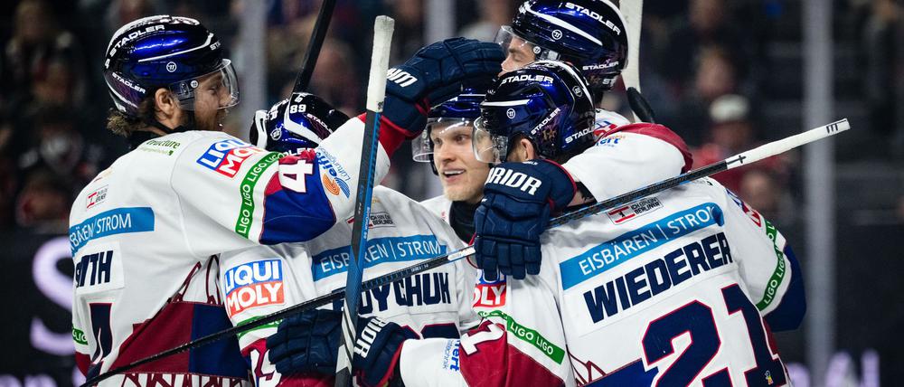 Die Eisbären Berlin sind im DEL-Playoff-Finale zu stark für die Kölner Haie