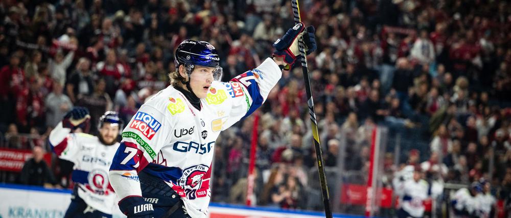 Die Eisbären wollen die elfte Meisterschaft endlich wieder mit den eigenen Fans feiern