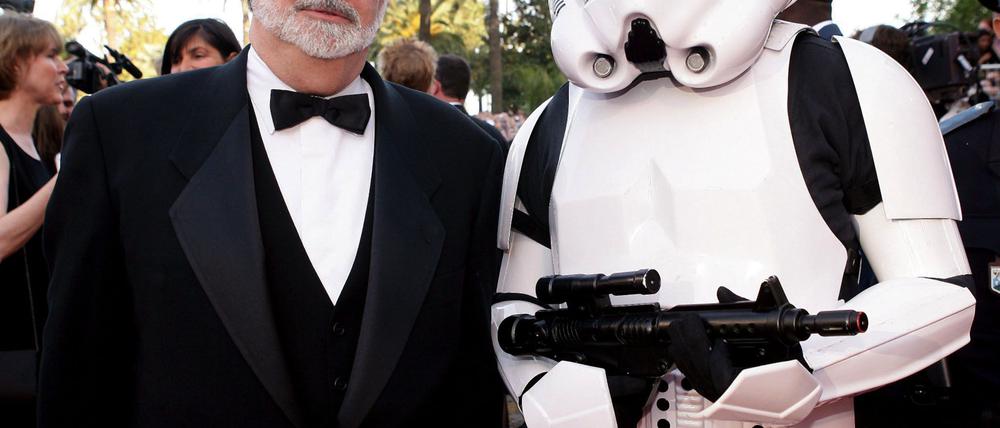 Bei „Star Wars: Episode III – Die Rache der Sith“ übernahm George Lucas zum letzten Mal selbst die vollständige kreative Kontrolle über einen „Star Wars“-Kinofilm.