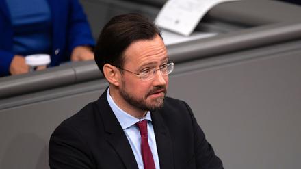 Dirk Wiese (SPD), Bundestagsabgeordneter, spricht im Bundestag (Archivbild).