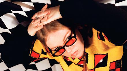 Die britische Musikerin Emma-Jean Thackray.