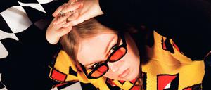 Die britische Musikerin Emma-Jean Thackray.
