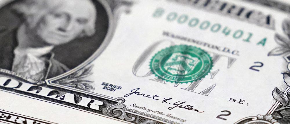 Ein frisch gedruckter Ein-Dollar-Schein. 