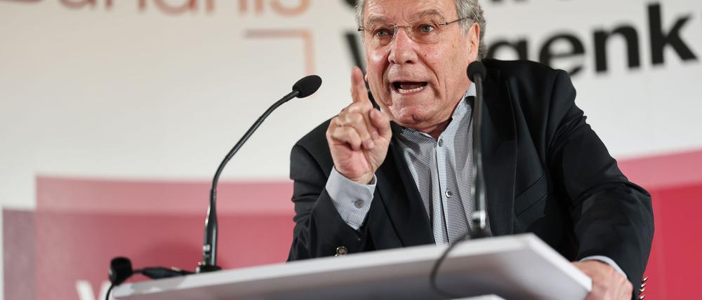 Der BSW-Politiker Klaus Ernst will des Zweiten Weltkriegs auch mit Vertretern Russlands gedenken. (Archivbild)