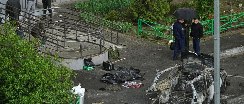 Die Detonation wurde den Angaben zufolge durch einen selbstgebauten Sprengsatz in einem Golf ausgelöst.