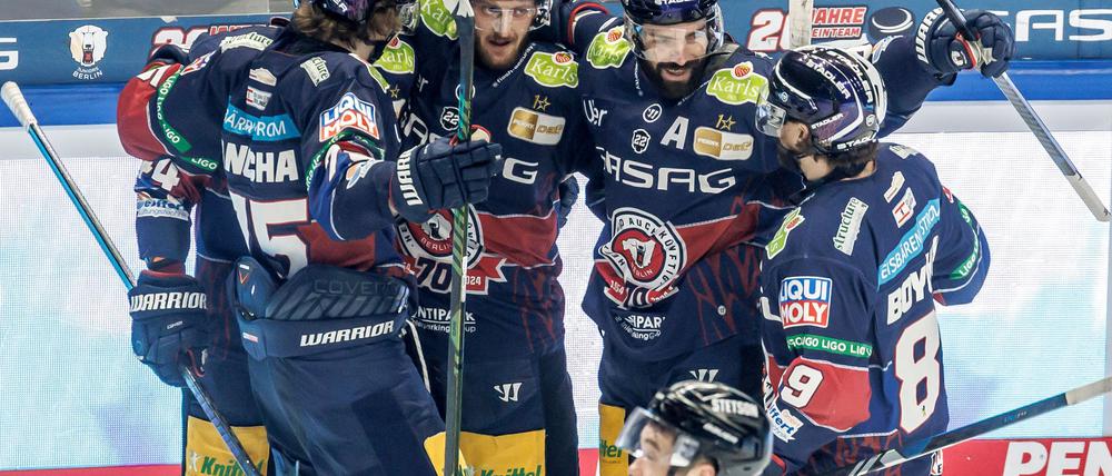 Die Eisbären Berlin sind wieder deutscher Eishockey-Meister