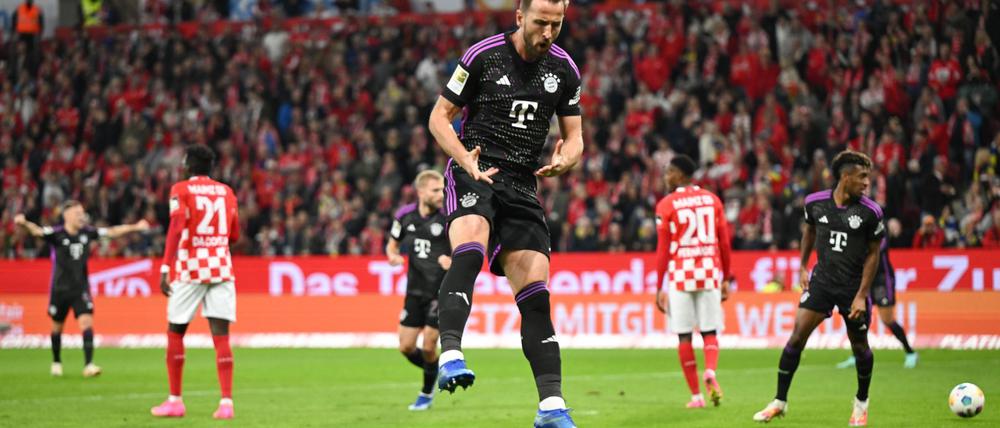 Dauer-Torschütze Harry Kane (m) will endlich einen Titel gewinnen.