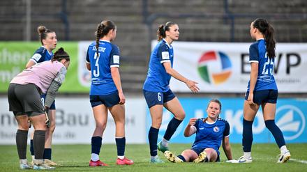 Nach der 1:3-Niederlage gegen Bayer Leverkusen am Freitag war Turbines Abstieg endgültig besiegelt.
