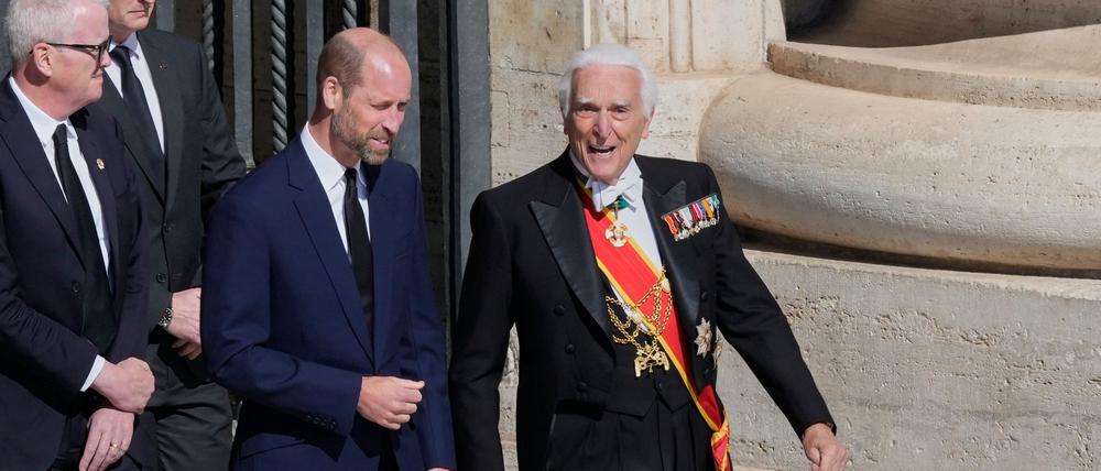 William kommt ohne Kate.