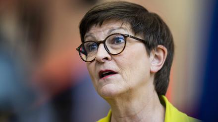 Saskia Esken, die SPD-Parteivorsitzende in Hannover am 14.04.2025.