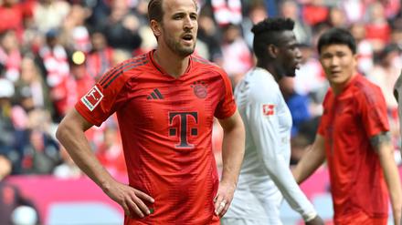 Harry Kane sah gegen Mainz die Gelbe Karte und muss nun in Leipzig zuschauen.