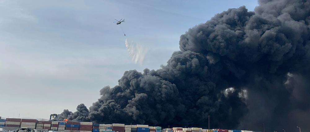 Die Zahl der Todesopfer der Explosion in Südiran ist innerhalb weniger Stunden von 7 auf 14 gestiegen. 