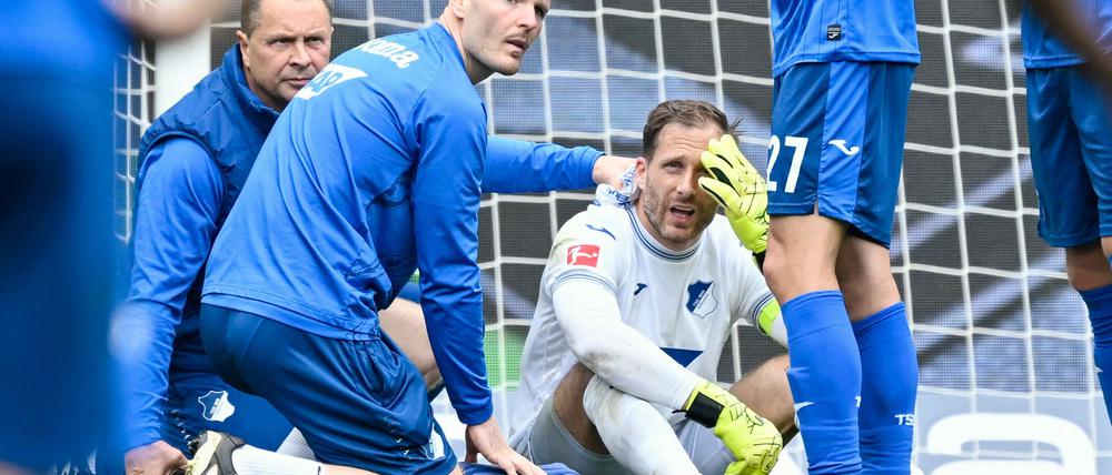 Hoffenheims Torwart Oliver Baumann nach dem Dortmunder Siegtor.