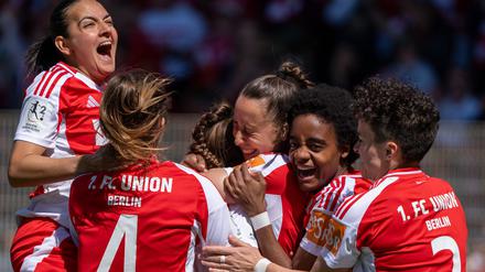 Historischer Union-Tag: Die Frauen steigen erstmals in die Bundesliga auf. 