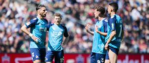 Betretene Gesichter bei den Spielern des 1. FC Köln, die ihr Auswärtsspiel bei Hannover 96 mit 0:1 verloren haben. 