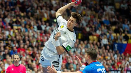 Nationalspieler Julian Köster wechselt 2026 zum THW Kiel.