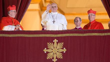 Am Ende des Konklaves von 2013 wurde Jorge Mario Bergoglio Papst Franziskus. (Archivbild)