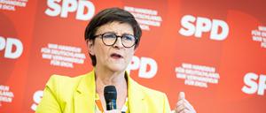 Saskia Esken, SPD-Bundesvorsitzende, spricht bei einer Dialogkonferenz zum Start des SPD-Mitgliedervotums (Archivbild).