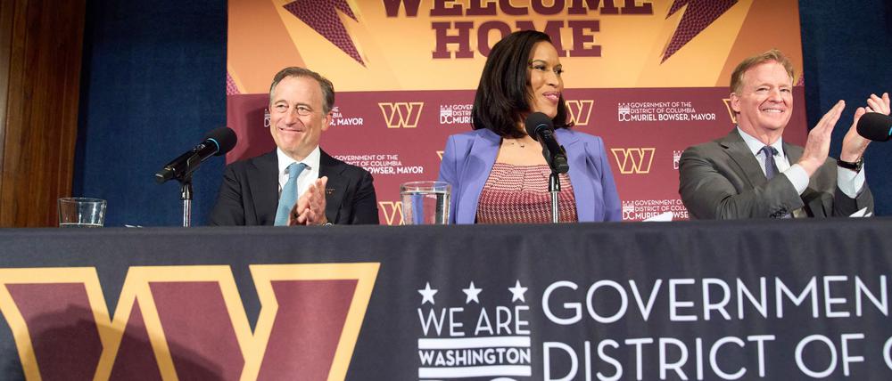 Washingtons Bürgermeisterin Muriel Bowser machte den Milliardenplan bekannt.