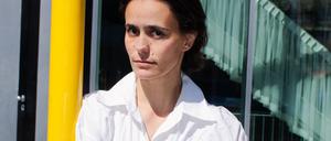 Galeristin Marie-Christine Molitor vor ihrer Galerie.