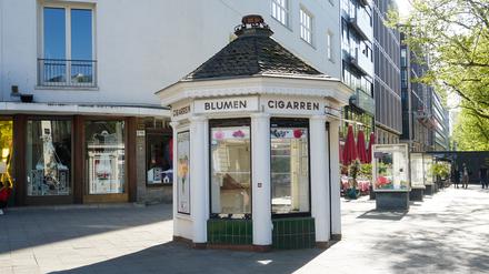 Der alte Berliner Kiosk am Ku'damm / Ecke Uhlandstraße steht seit Monaten leer.