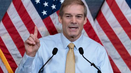 Die Republikaner im Justizausschuss des US-Repräsentantenhaus um den Vorsitzenden Jim Jordan wollen eine Gebühr auf Asylanträge erheben. (Archivbild)