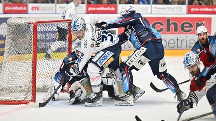 Packende Finalserie: Am Ende setzten sich die Dresdner Eislöwen knapp durch.