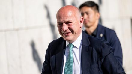 Kai Wegner (CDU), Regierender Bürgermeister von Berlin, kommt zur Präsidiumssitzung der CDU.