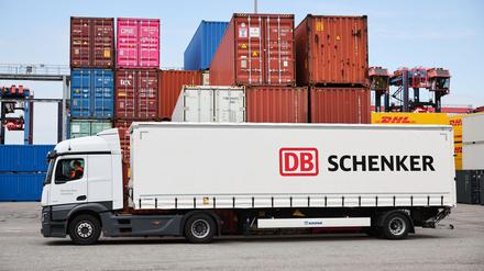 DB Schenker ist an den dänischen Logistiker DSV verkauft worden. (Archivbild)