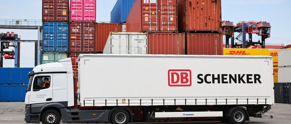 DB Schenker ist an den dänischen Logistiker DSV verkauft worden. (Archivbild)
