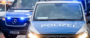 Großer Polizeieinsatz vor Restaurants eines Clan-Chefs in Berlin-Treptow. (Symbolbild)