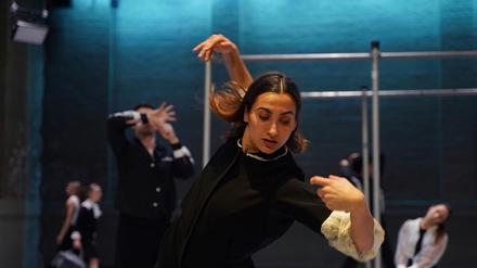 »jeux« Tanzstück von Toula Limnaios 
(Foto: Giacomo Corvaia)