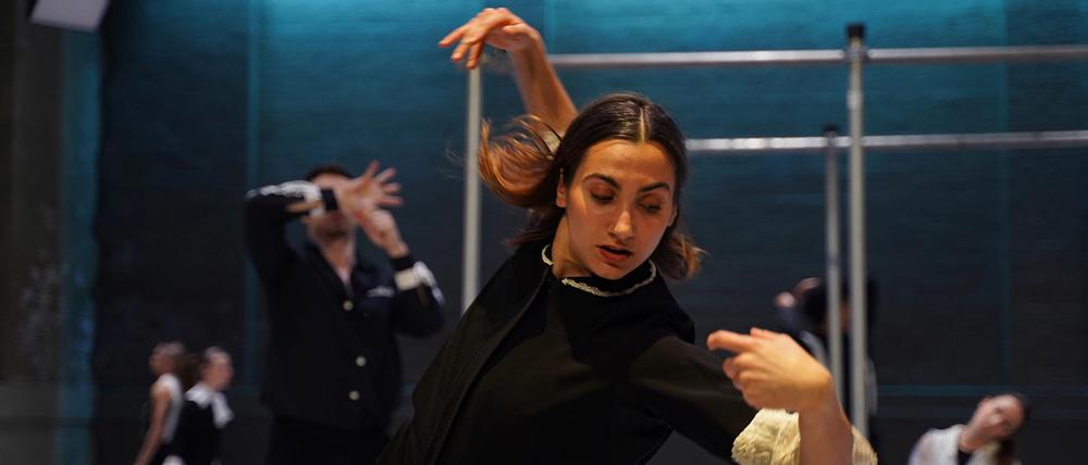 »jeux« Tanzstück von Toula Limnaios 
(Foto: Giacomo Corvaia)