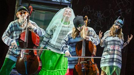 Szenenfoto aus Peer Gynt.