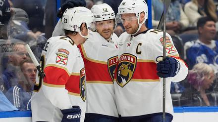 Die Panthers gewannen in der vergangenen Saison das Finale gegen die Edmonton Oilers um Leon Draisaitl.