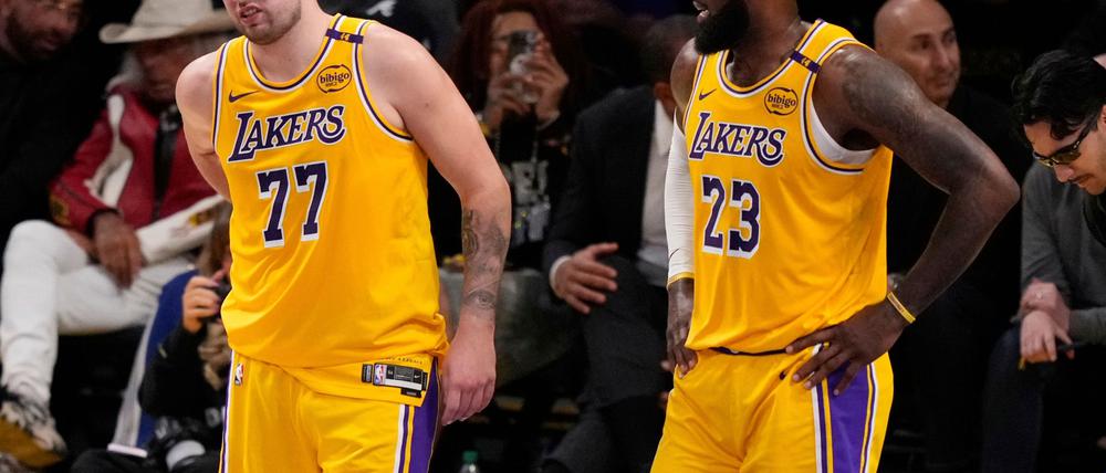 Doncic (l.) und James bekamen gegen die Timberwolves zu wenig Hilfe ihrer Mitspieler.