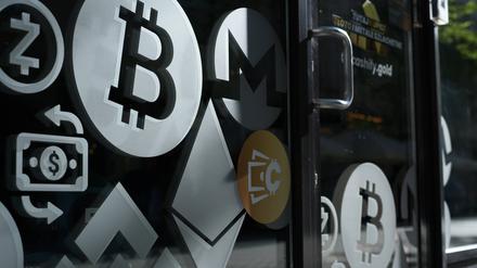 Krypto ist kein bankenloses Geld mehr: Ohne Regulierung kann das auch das System schnell kollabieren, warnen Berliner Wissenschaftler.