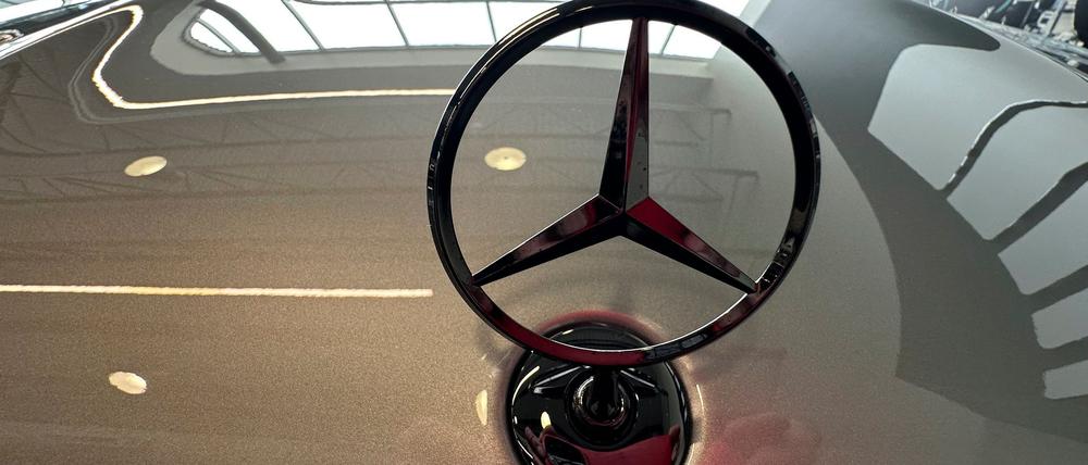 Autos von Mercedes-Benz kommen bei wohlhabenden US-Kunden gut an. (Archivbild)