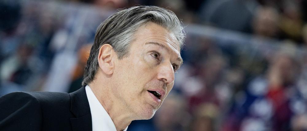 Der frühere Bundestrainer Uwe Krupp wird neuer Trainer beim Zweitligisten Landshut.