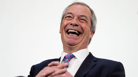 Der britische Brexit-Vorkämpfer Nigel Farage darf sich über eine gute Wahlnacht für seine Partei Reform UK freuen. (Archivfoto)